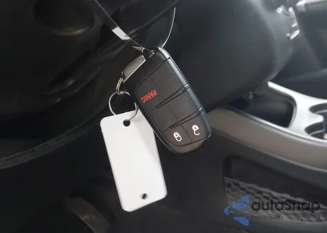 2019 Dodge Journey Se из США, поврежденный, VIN 3C4PDCBB9KT731891